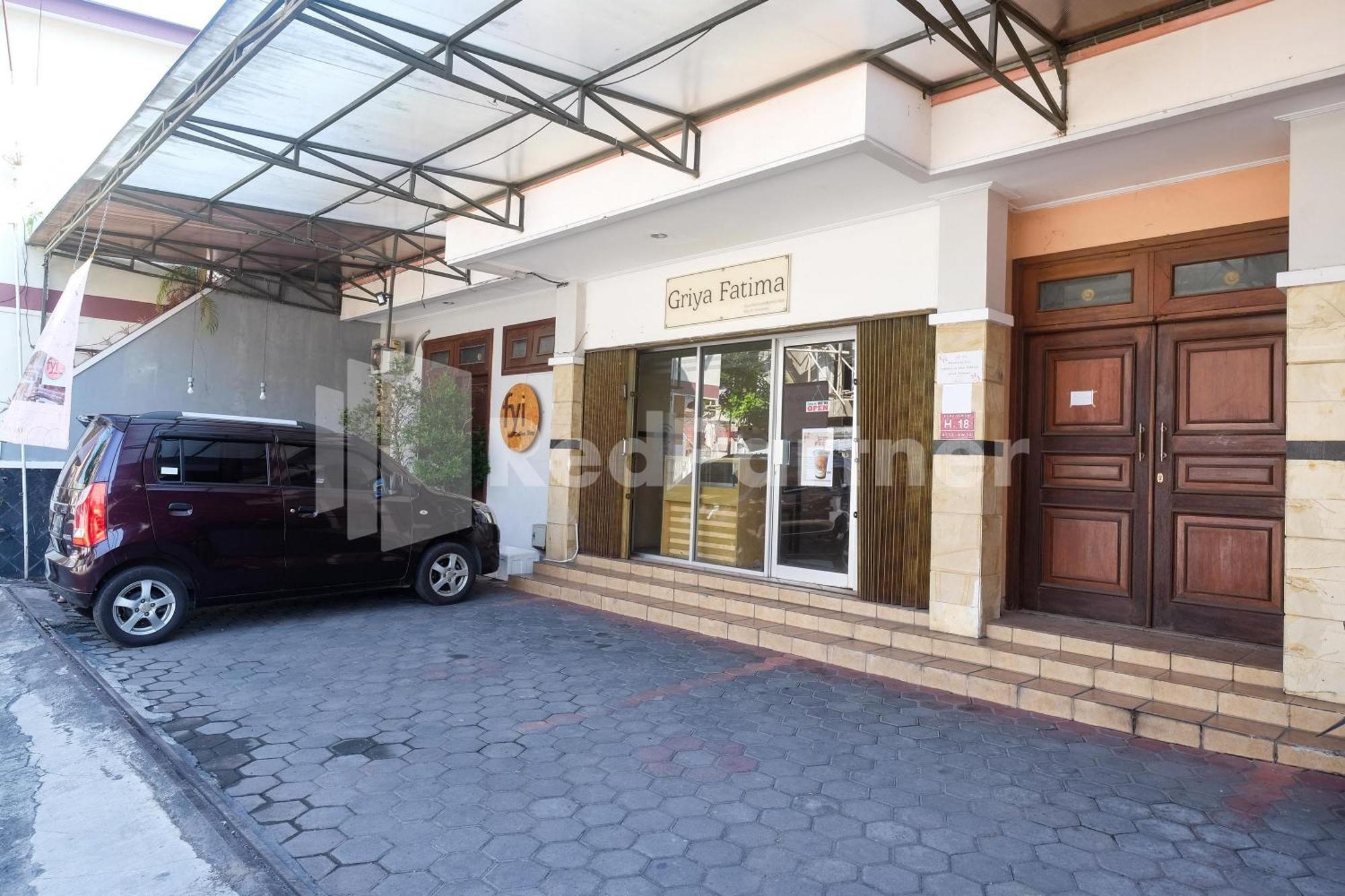 Griya Fatima Mitra Reddoorz Near Ugm Hotel Kejayan Bagian luar foto